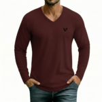 A high-performance men's muscle slim-fit t-shirt featuring a minimalist chest logo and a modern curved longline hem for an elongated silhouette.